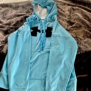 Under Armor Sweatshirt